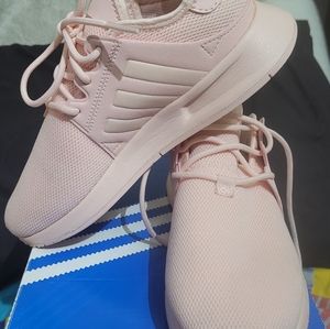 ADIDAS  Ice pink tennis